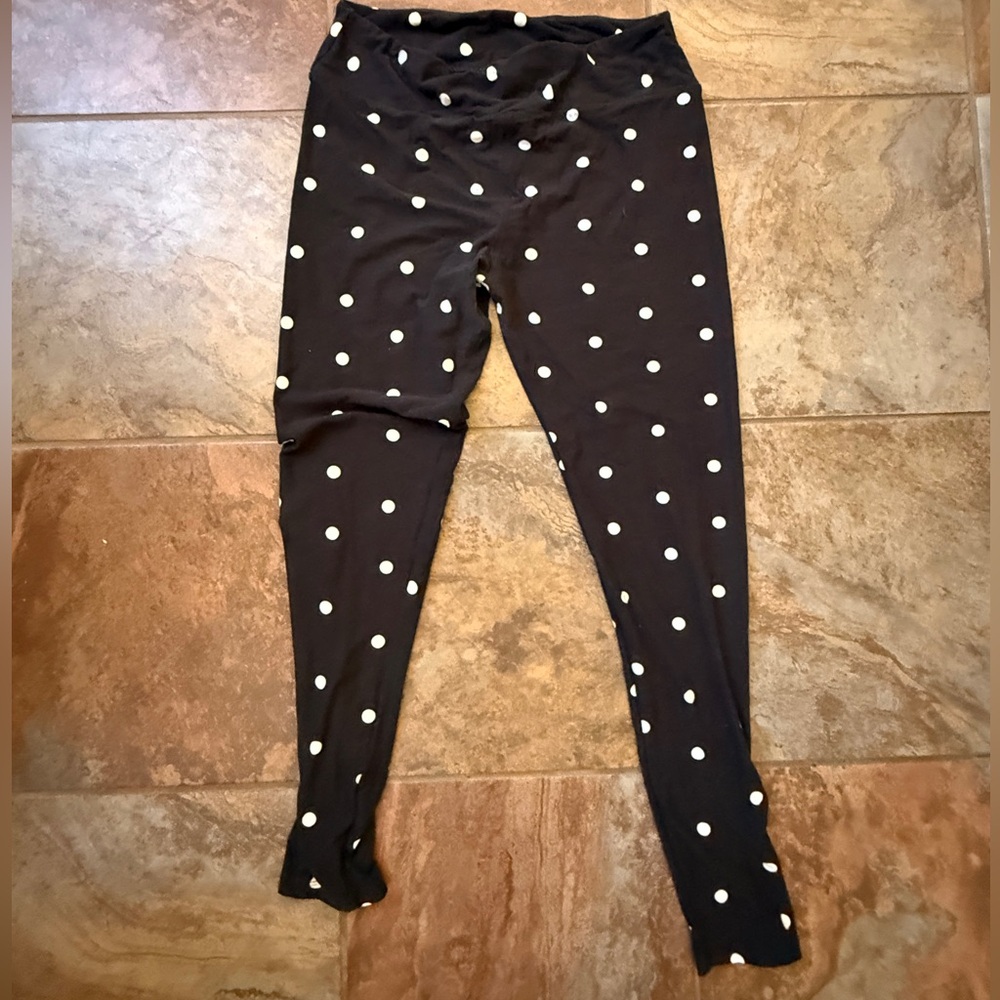 LuLaRoe women’s Leggings in Black with White Dots